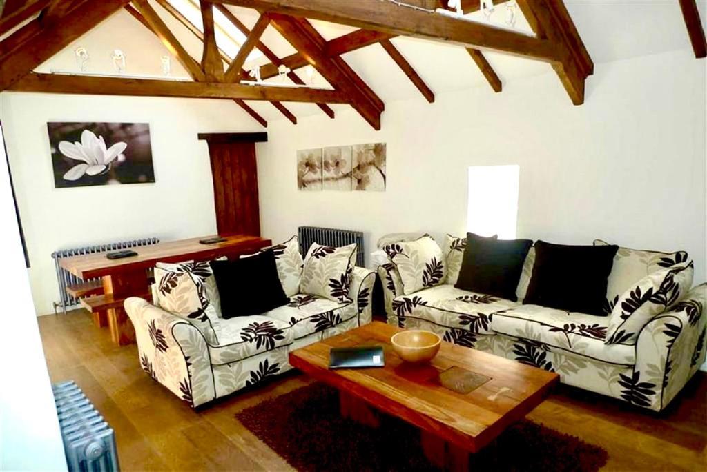 Beautiful Ancient Stone Cottage, Local Walks & Pub! Conwy Luaran gambar